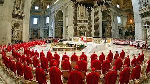 La Iglesia Católica en busca de un liderazgo que afiance las reformas de Francisco