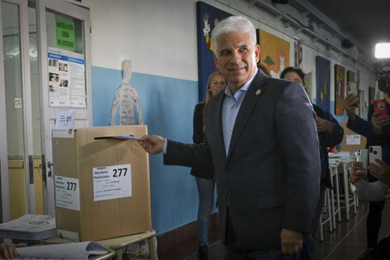 Poggi consolida su poder en San Luis con una amplia victoria legislativa