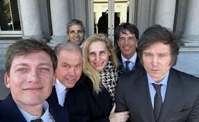 El Gobierno lanza bono “peso linked” para atraer USD 2.000 millones y reforzar reservas del BCRA