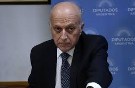 Casal pidió a la Corte que condene a Cristina Kirchner a 12 años de prisión