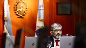 los jueces se retiraron cuando iban a tratar el caso Lago Escondido