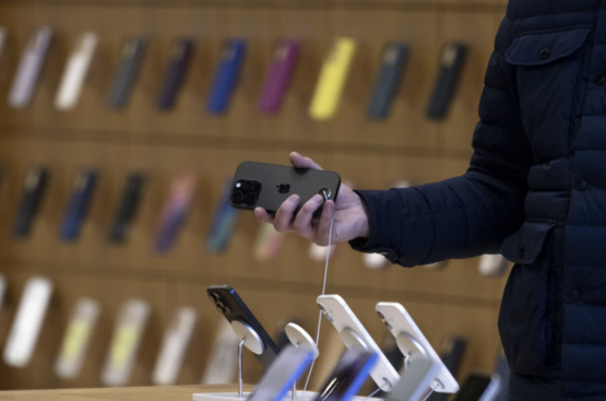 iPhones más baratos en Argentina: Milei baja aranceles y enciende la polémica con Tierra del Fuego