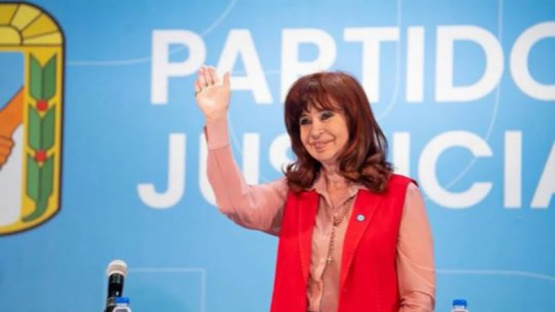 Cristina impone tregua con Kicillof tras la debacle del PJ en el norte