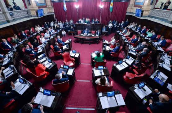 Senado bonaerense avanza con designaciones judiciales mientras se estanca el endeudamiento solicitado por Kicillof