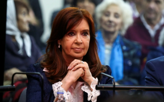 Cristina Kirchner no logra zafar: la Corte Suprema mantiene viva su conexión con la Ruta del Dinero K