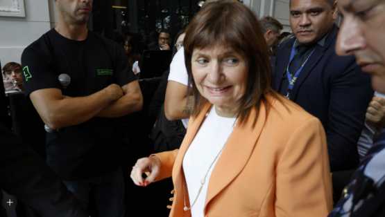 Bullrich se burló de Cristina y la comparó con el 