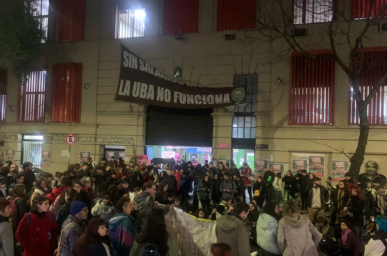 Estallido en la UBA: toman facultades en repudio a la condena de Cristina