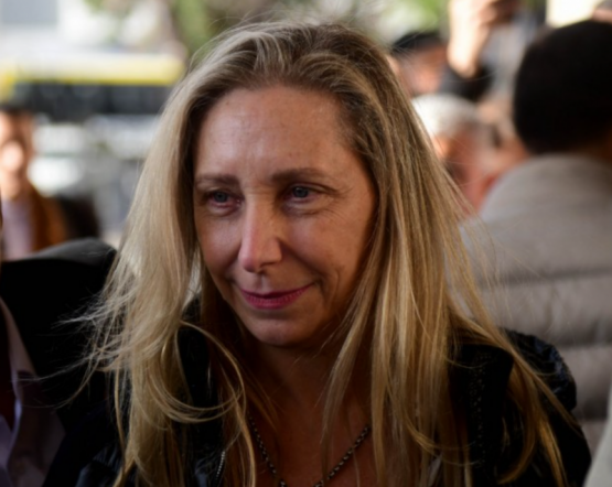Karina avanza sobre Petri y pone al hermano de Adorni