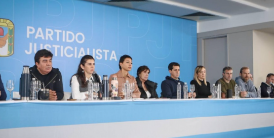 Los intendentes peronistas se suman a la marcha por Cristina
