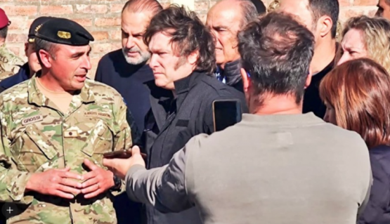 Milei vetó fondos para Bahía Blanca y desató la polémica: destinó diez veces más al pago de deuda