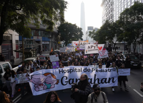 tensión creciente entre los trabajadores y el Gobierno