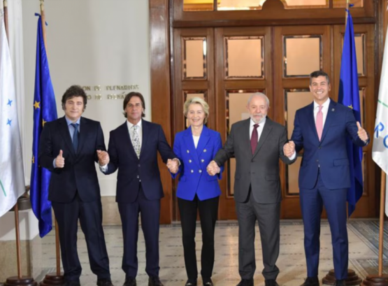 Milei organiza su cumbre final y tensa el bloque ante Lula y compañía