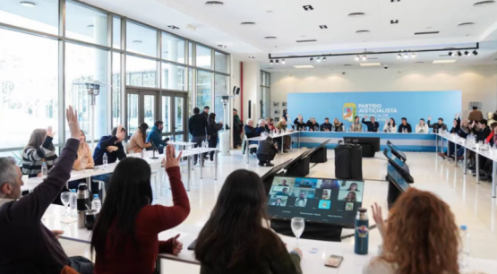 El PJ bonaerense se alinea para 2025, pero sigue la tensión por las listas