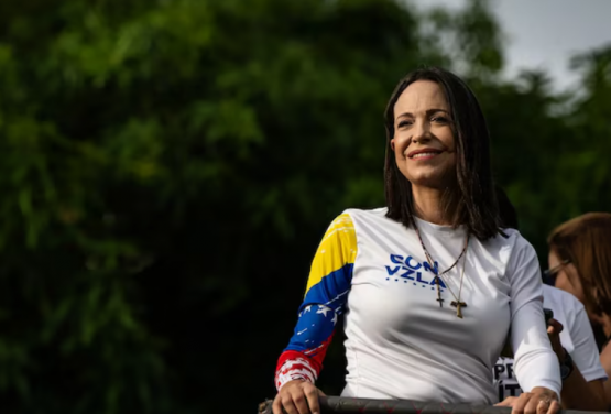 María Corina pidió al Ejército venezolano “firmeza y organización”