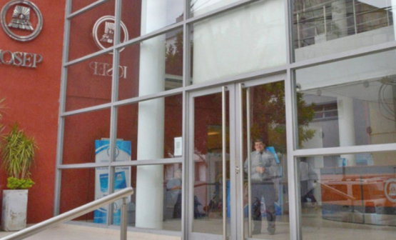 IOSEP sin cobertura, pero con yoga y cursos para la cúpula.