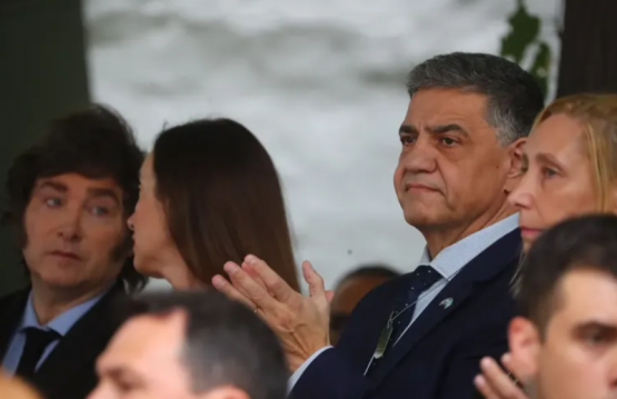 El Jefe marca la cancha: 