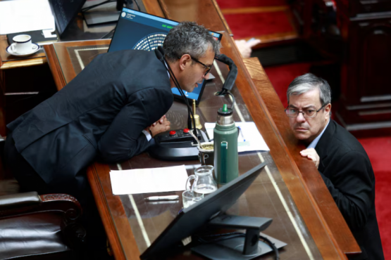 Gobierno celebra victoria por vetos, pero advierte tensión con gobernadores rebeldes