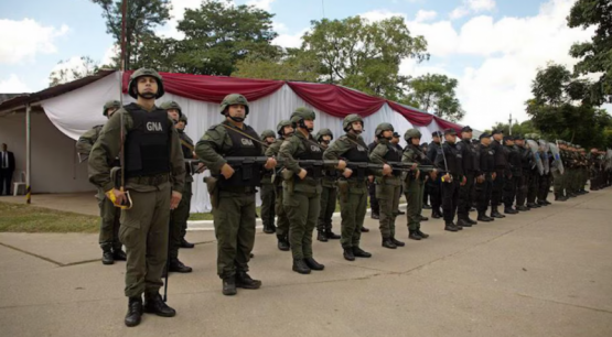¿ajuste o campaña con la Guardia?
