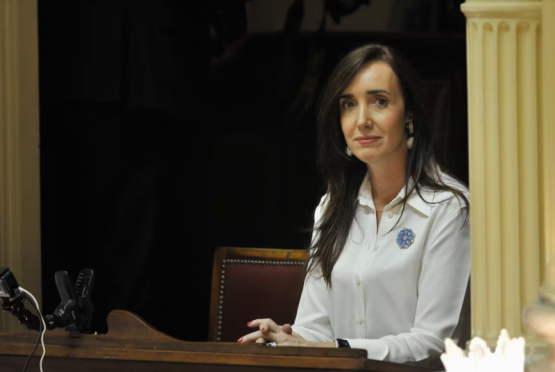Senado en llamas: mail amenaza con retiro forzado, y piden borrarlo