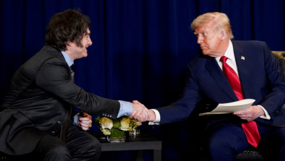 Milei se sienta con Trump en la Casa Blanca: alianza con olor a salvataje
