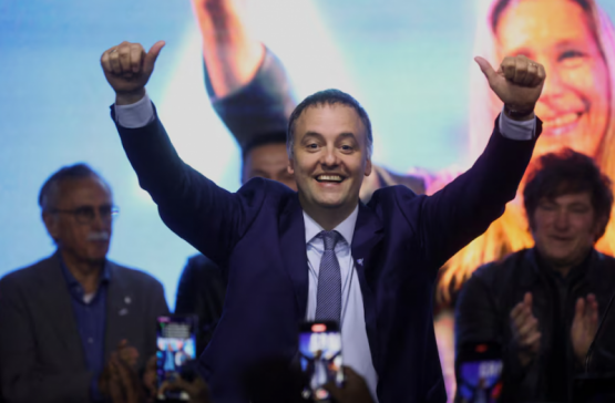 Adorni lanza etapa “ultra-federal” en el Gabinete de Milei