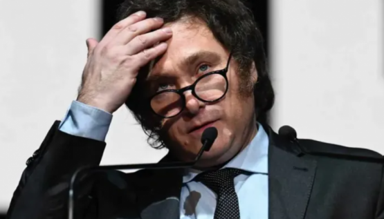 Imagen negativa de Milei llega al 51,8% en medio del malestar económico