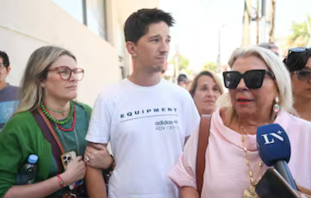Carrió le ordenó a Yofe tirar el celular al mar y lo complicaría en la justicia
