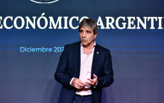 Caputo al frente: la reforma laboral se define entre números y presión