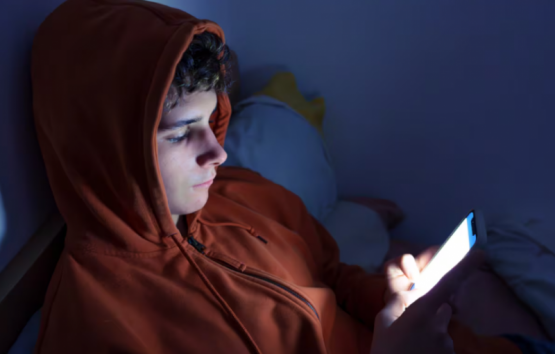Milei cambia Salud por DNU y pone el foco en la ludopatía